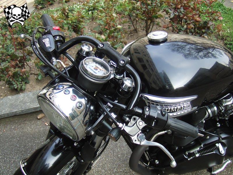 Die Kontrollleuchten in den Lampentopf verlegt