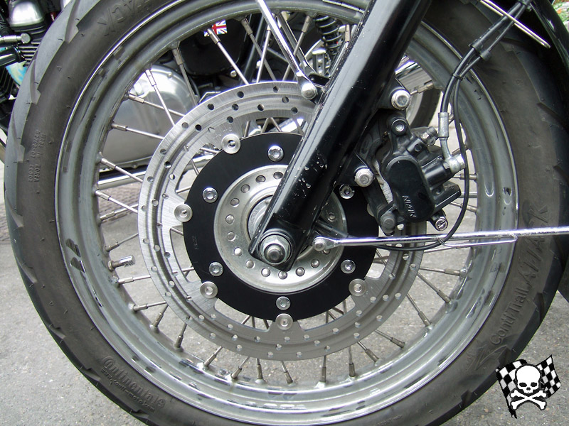 Schwimmende Bremsscheibe an Bonneville