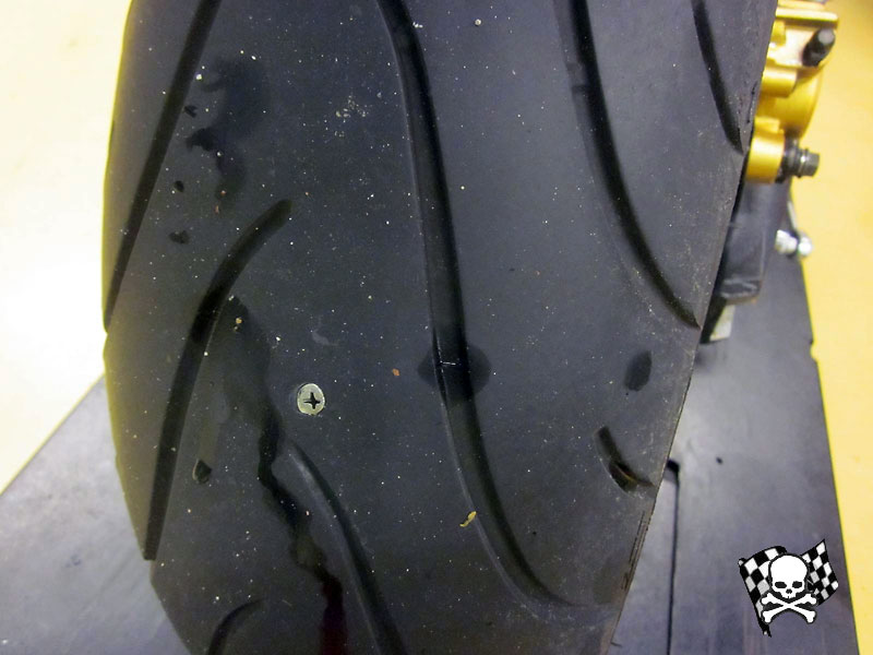 Schraube eingefangen :-(