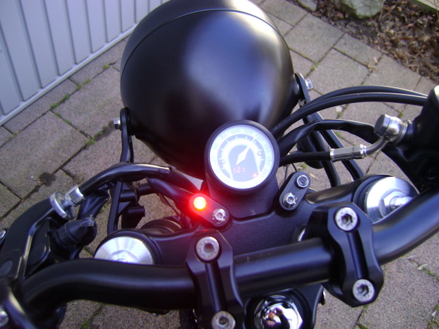 Tacho und Kontrolllampen