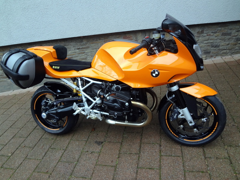 r 12 s in electric orange