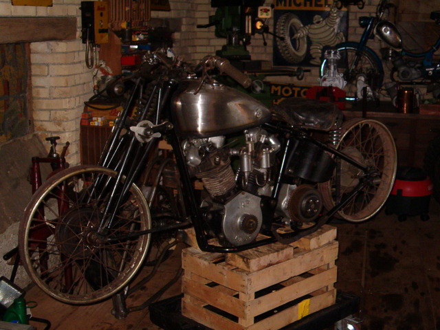 Brough SS100 Mag Compressor