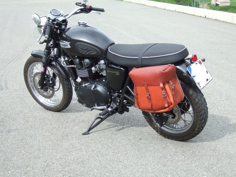 WL Tasche an Scrambler