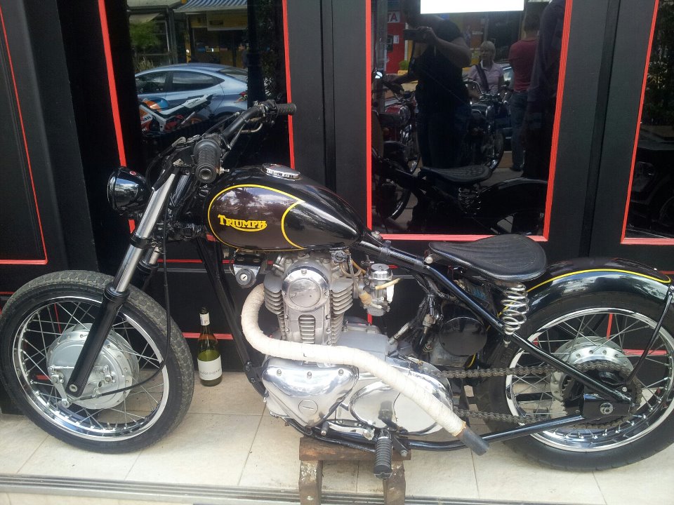 eine Triumph in Laos